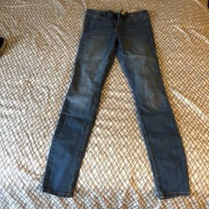 Abercrombie & Fitch Skinny Jeans